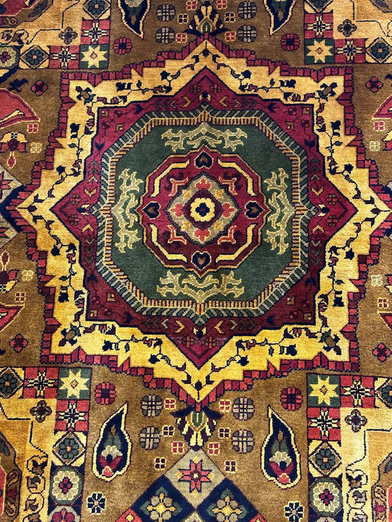 فرش دستباف 6متری تمام پشم خراسان طرح قابی رنگ طبیعی کد 1067