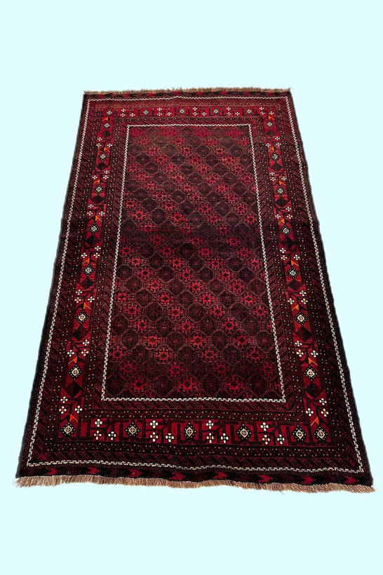 قالیچه دستباف 3متری تمام پشم طرح معروف علی میرزایی حاشیه نرگسی بلوچ رنگ طبیعی انتیک کد 0700438