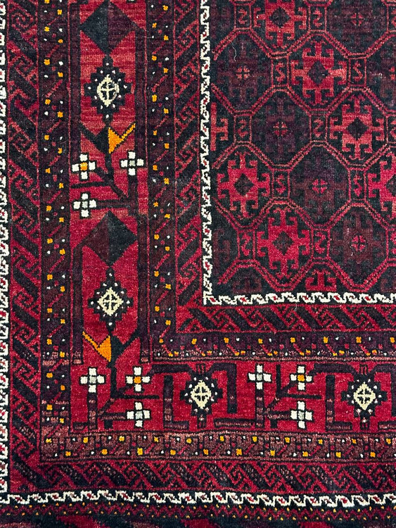 قالیچه دستباف 3متری تمام پشم طرح معروف علی میرزایی حاشیه نرگسی بلوچ رنگ طبیعی انتیک کد 0700438