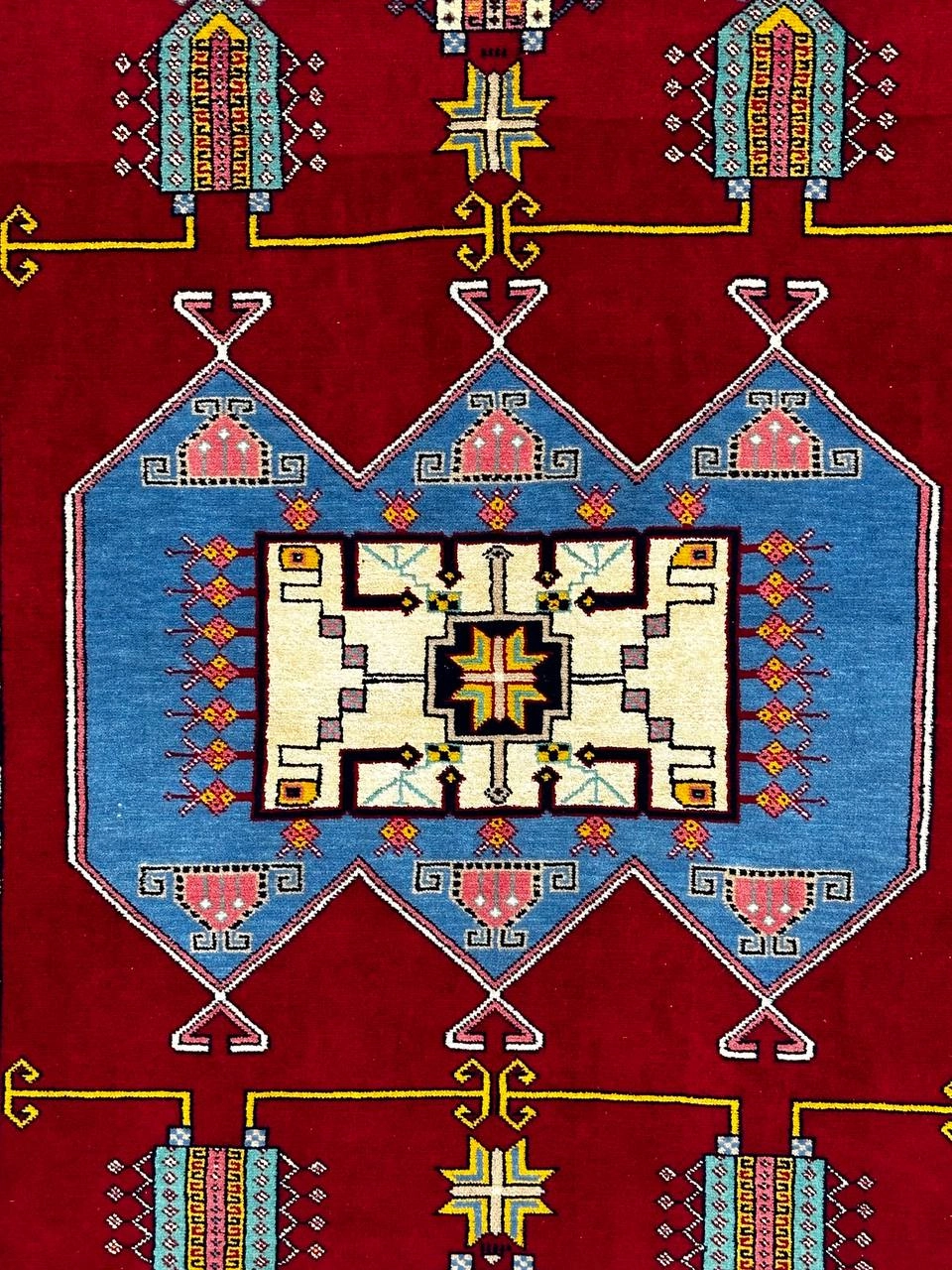 فرش دستباف 2متری تمام پشم ترنج ابریشم نقش پاینده رنگ طبیعی کد 0700362