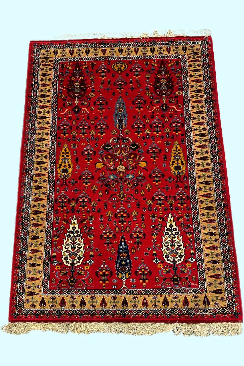 فرش دستباف 2.8متری چله و گل ابریشم نقش سروی رنگ طبیعی کد0700070