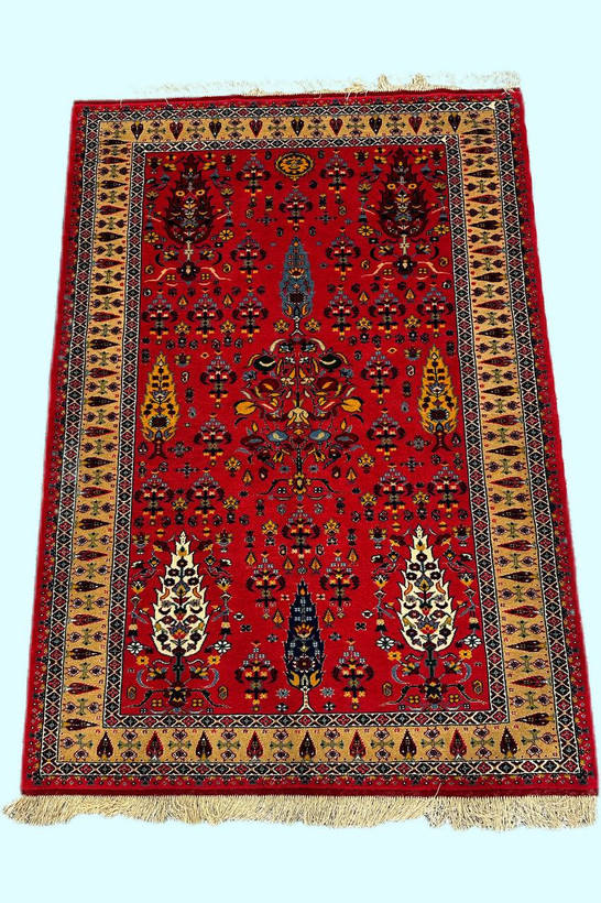 فرش دستباف 2.8متری چله و گل ابریشم نقش سروی رنگ طبیعی کد0700070