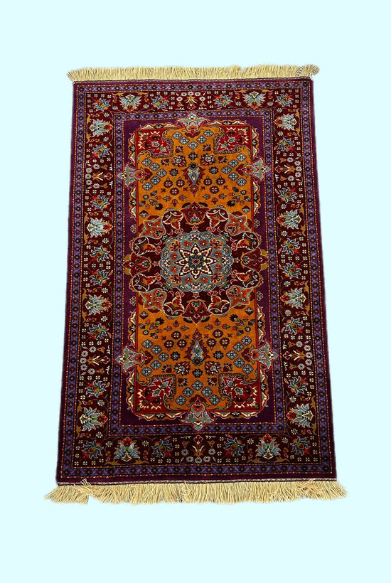 فرش دستباف 2متری تمام پشم نقش ترنجی بافت خراسان رنگ طبیعی کد 0700248