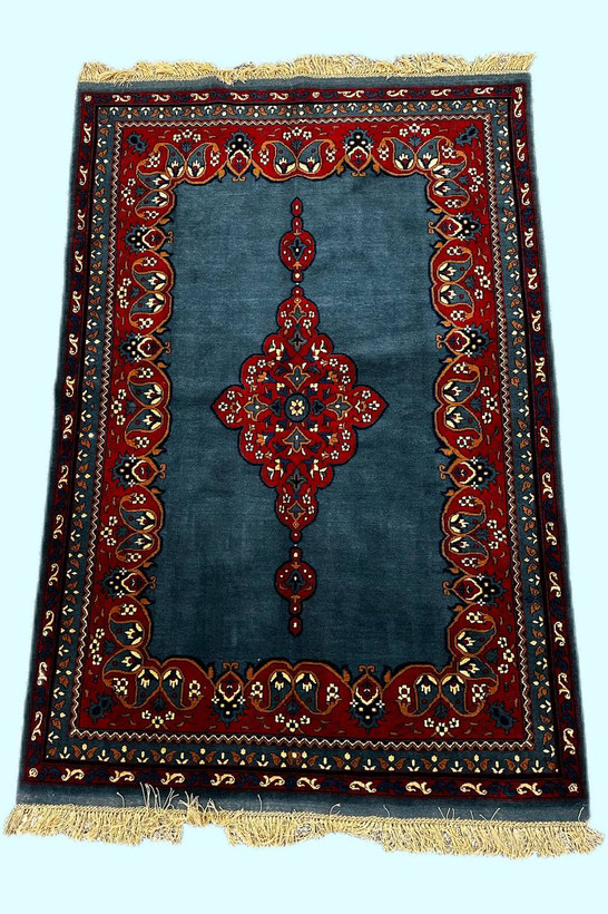 فرش دستباف 2.8 متری چله و گل ابریشم نقش ترنجی رنگ طبیعی کد 0700096