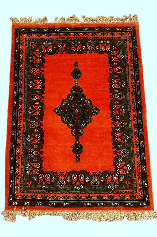 فرش دستبافت 2.7متری چله و گل ابریشم نقش ترنجی رنگ طبیعی کد 0700069