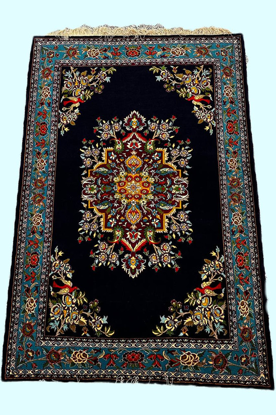 فرش دستباف 3متری تمام پشم چله و گل ابریشم نقش ترنجی کد 0700104