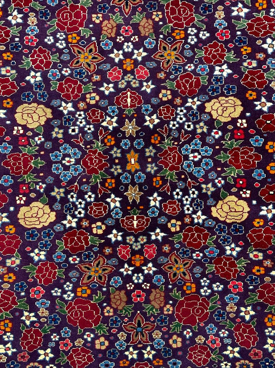 فرش دستباف 3متری تمام پشم چله و گل ابریشم نقش ترنجی کد 0700104