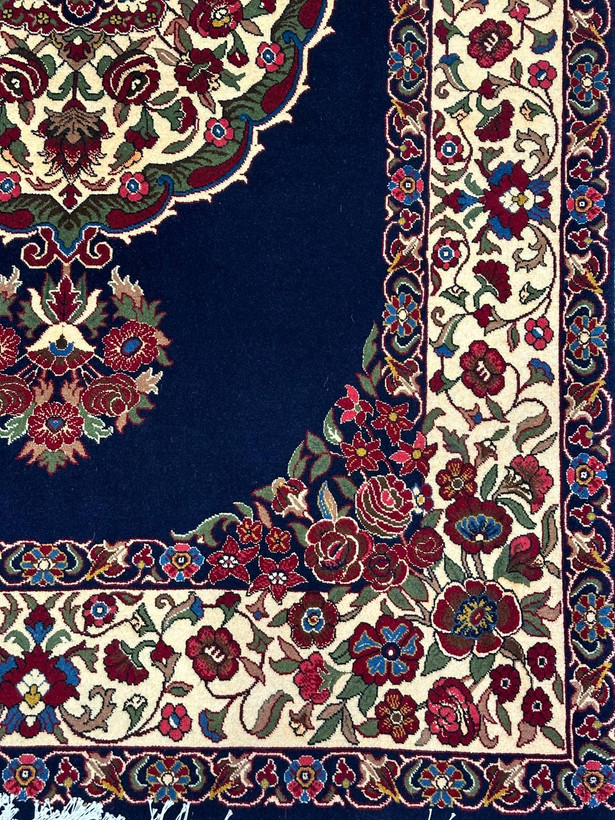 فرش دستبافت 3متری گل ابریشم نقش قشقایی رنگ گیاهی کد 0700549
