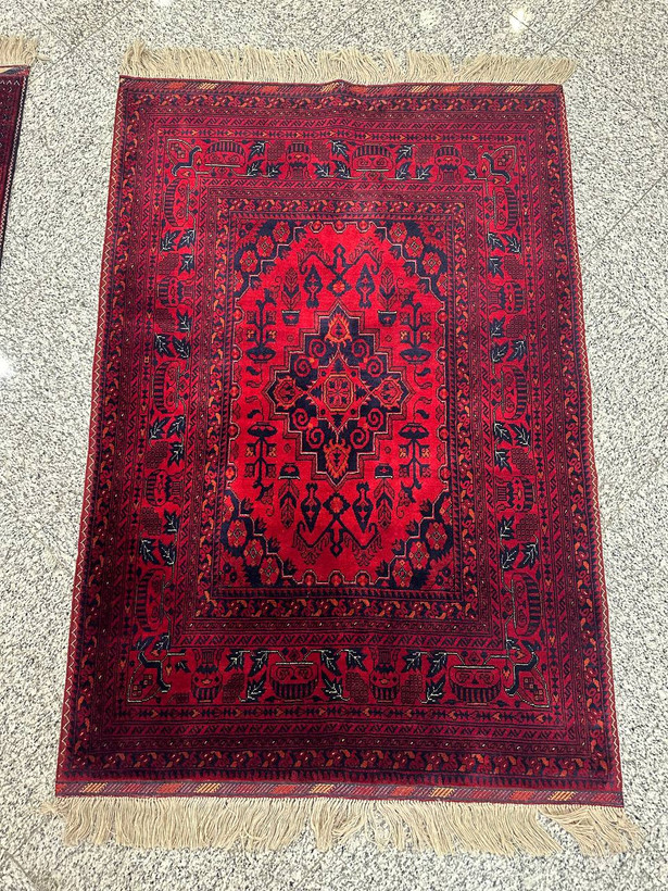 فرش دستبافت 1.5متری تمام کرک مرینوس نقش ترنجی بافت خراسان جفت رنگ گیاهی کد 0800169