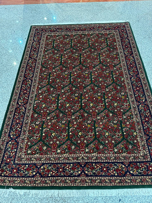فرش دستبافت 6متری تمام پشم گل ابریشم نقش قشقایی هزارگل کد 0500250