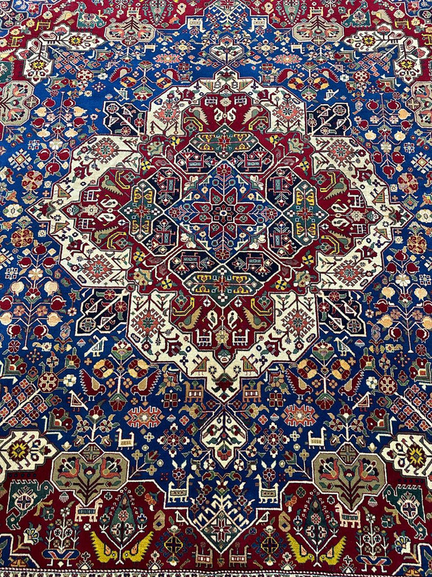 فرش دستبافت مربع 9متری نقش قشقایی گل ابریشم بافت خراسان 50 رج رنگ گیاهی کد 0400009