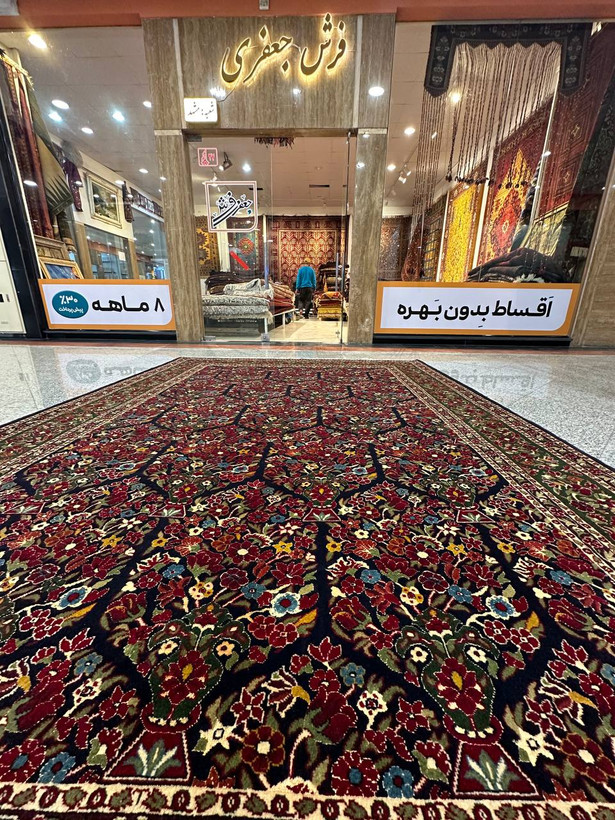 فرش دستبافت 6متری نقش قشقایی گل ابریشم با رنگ گیاهی 40 رج کد 0500252