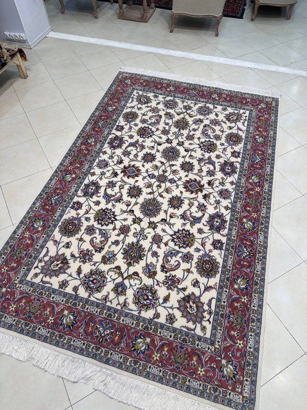فرش دستبافت 6متری گل ابریشم نقش افشان بافت مشهد 40 رج کد D06001