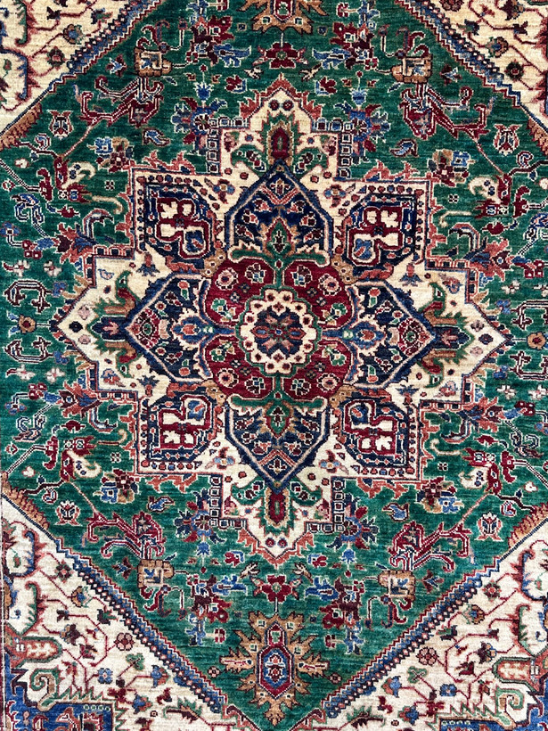 فرش دستبافت 6متری پشم دستریس تقش ترنجی حاشیه ساده رنگ گیاهی کد0500333