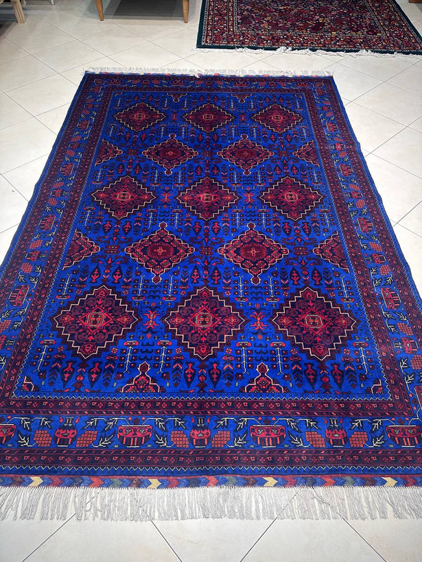 فرش دستبافت 6متری تمام کرک مرینوس نقش ترنجی زمینه ابی رنگ گیاهی کد 0500334