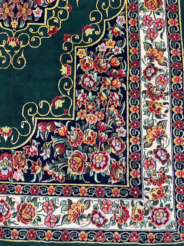 فرش دستبافت 6متری تمام پشم چله ابریشم نقش قشایی کف ساده رنگ گیاهی کد0500340