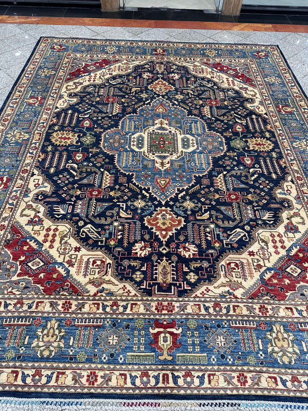 فرش دستبافت18متری پشم دستریس سلطان اباد طرح قشقایی رنگ گیاهی کد0200010